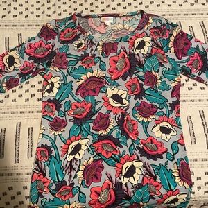 Lularoe Small top